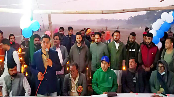 ফরিদপুরে শুরু হয়েছে দুইদিন ব্যাপী পিঠা উৎসব
