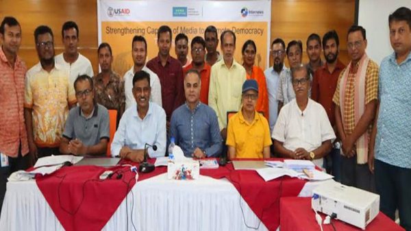 অসৎ সাংবাদিকতার কারনে সৎ সাংবাদিকতা হুমকির মুখে...জেলা প্রশাসক