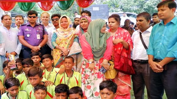 চরভদ্রাসনে বঙ্গবন্ধু ও বঙ্গমাতা ফুটবল টুর্ণামেন্টের ফাইনাল খেলা অনুষ্ঠিত