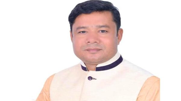 ফলোআপ : সালথার সেই উপজেলা চেয়ারম্যানের নামে আরও দুই মামলা