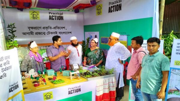 ফরিদপুর প্র্যাকটিক্যাল এ্যাকশন এর আয়োজনে বৃক্ষরোপণ