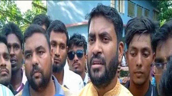 ইউপি নির্বাচন উপলক্ষে চেয়ারম্যান প্রার্থীর মোটরসাইকেল শোডাউন