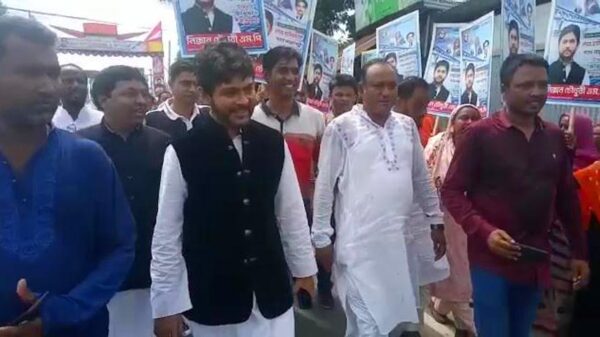 ভাঙ্গায় প্রধানমন্ত্রীকে শুভেচ্ছা জানাতে সর্বস্তরের ঢল