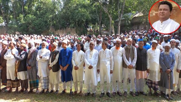যুবলীগ নেতা বেলায়েতের জানাজায় হাজারো মানুষের ঢল