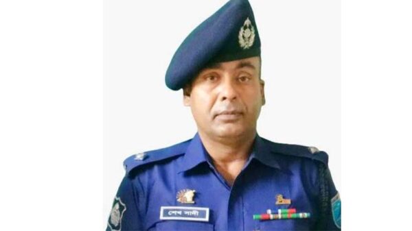 ফরিদপুরের শ্রেষ্ঠ ওসি সালথা থানার শেখ সাদিক