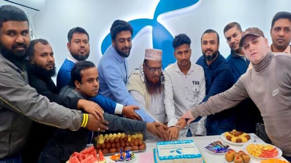সদরপুরে গ্রামীণফোন সেন্টার উদ্বোধন