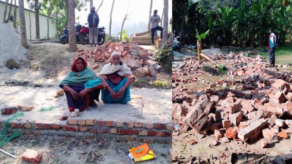 জোরপূর্বক বয়োবৃদ্ধের বাড়ি ঘর ভাঙচুরের অভিযোগ