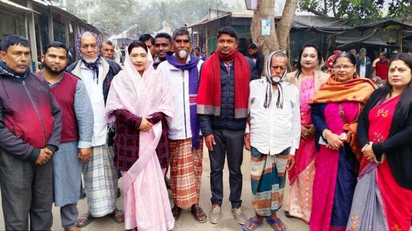 প্রধানমন্ত্রীর উন্নয়ন তুলে ধরতে জনসংযোগে মাহমুদা বেগম