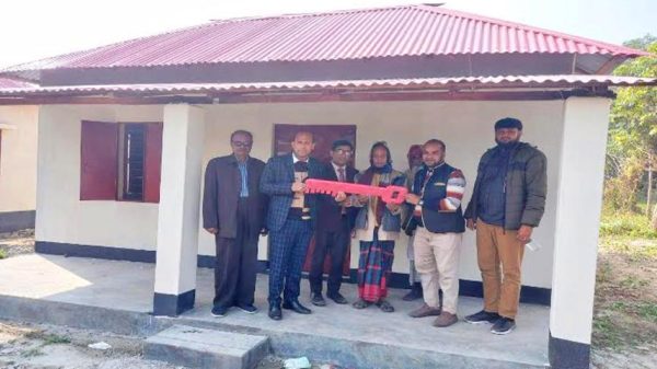 ৩১ দিনেও বিদ্যুৎ পায়নি প্রধানমন্ত্রী শেখ হাসিনার উপহার ঘরে