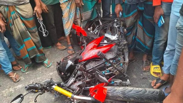 বোযালমারীতে সড়ক দুর্ঘটনায় যুবক নিহত