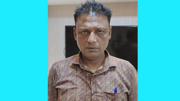 নগরকান্দায় ভারতীয় নাগরিক আটক