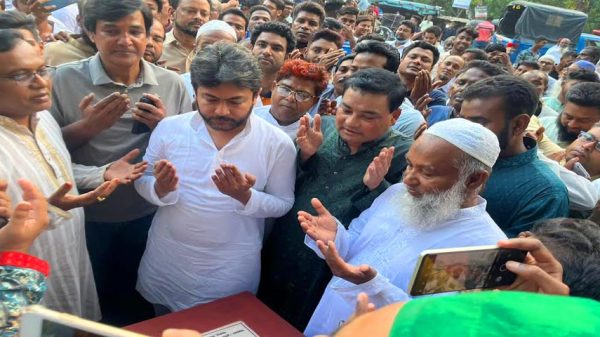 শেখ হাসিনা প্রধানমন্ত্রী হলে উন্নয়ন অব্যাহত থাকবে- এমপি নিক্সন চৌধুরী