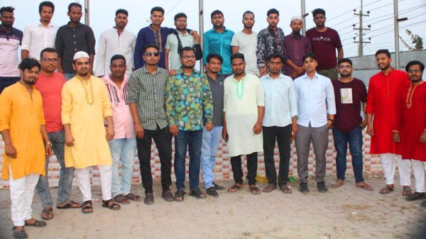 ডোমরাকান্দি স্কুলের সাবেক শিক্ষার্থীদের গেট টুগেদার ও ঈফতার মাহফিল অনুষ্ঠিত