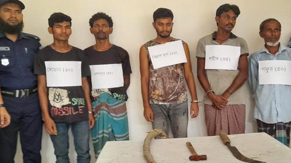 রাজমিস্ত্রীকে কুপিয়ে হত্যার ঘটনায় বহিষ্কৃত ছাত্রলীগ নেতাসহ গ্রেপ্তার ৫