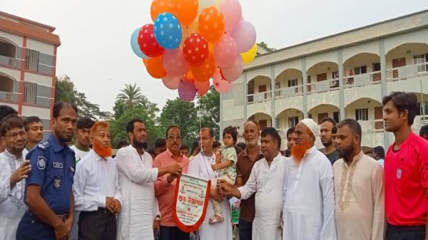 সালথায় জাতীয় গোল্ডকাপ ফুটবল টুর্নামেন্টের উদ্বোধন