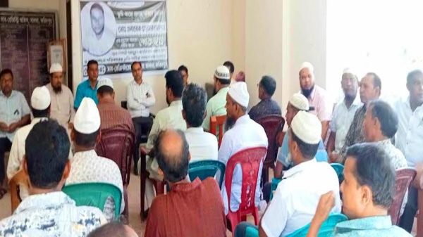 দলিল লেখক এনায়েতের মৃত্যুতে সাবরেজিস্টার অফিসে অর্ধদিবস কর্মবিরতি
