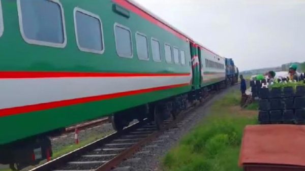 এবার ১২০ কিলোমিটার গতিতে পদ্মা সেতু পার