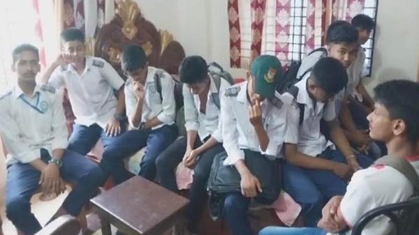 ভাঙ্গায় প্রধান শিক্ষকের বিরুদ্ধে শিক্ষার্থীকে পিটিয়ে আহত করার অভিযোগ