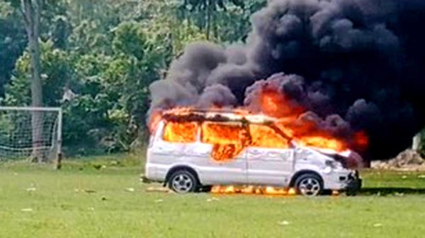 কোমরপুুরে স্কুল ছাত্রীকে অপহরণের চেষ্টাকে রুখে দিল সহপাঠীরা