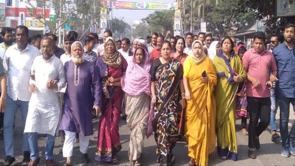 মাঠে নেই বিএনপি : মধুখালীতে আওয়ামীলীগের শান্তি সমাবেশ