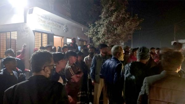 ফরিদপুর নদী বন্দরের খাজনা ঘরে হামলা ও লুটপাটের অভিযোগ