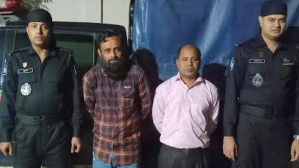 ফরিদপুরে লাশবাহী গাড়ী থেকে ফেনসিডিল উদ্ধার