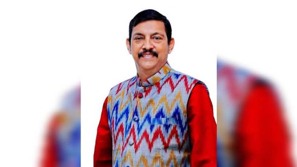 লাবু চৌধুরীকেই নৌকার মাঝি হিসাবে দেখতে চায় আ'লীগের নেতাকর্মীরা