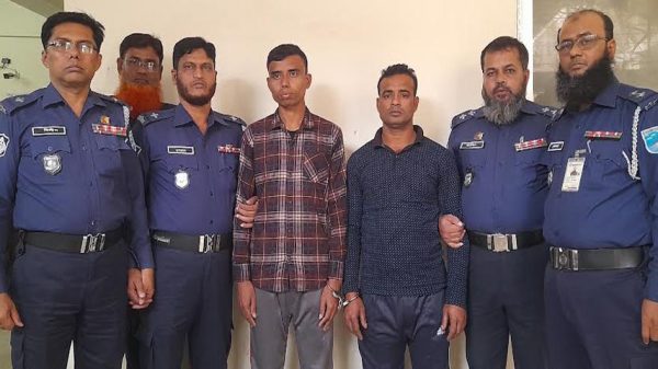 শিশু হত্যা : যুবকের গলায় রশি ঝুলিয়ে মৃত্যুদন্ড কার্যকরের নির্দেশ আদালতের